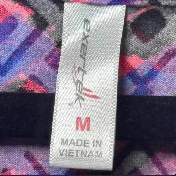 Exertek - Pink/purple print tank top w crossover flaps in back-women’s… - Picture 4 of 4